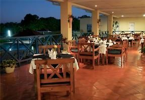 Protea Hotel By Marriott Chingola Buitenkant foto